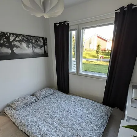 Cozy Villa, Hot Tube And Cinema Villa