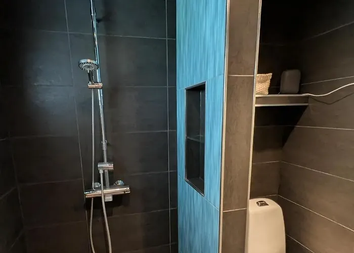 וילה Cozy Villa, Hot Tube And Cinema *